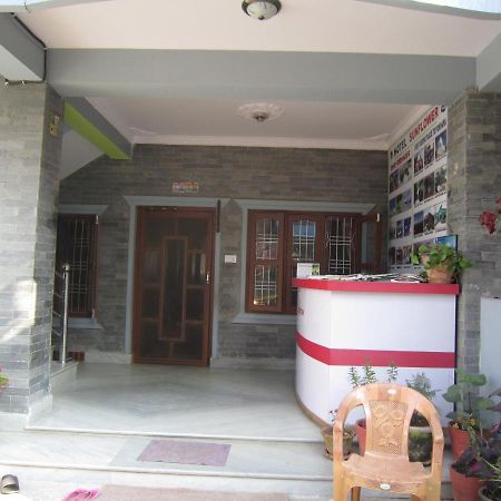 Hotel Sunflower Pokhara Zewnętrze zdjęcie