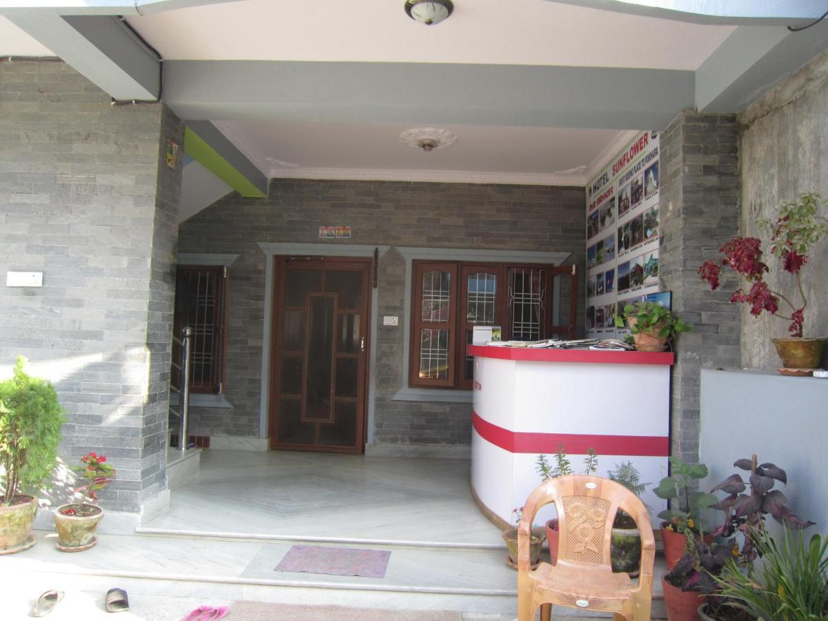 Hotel Sunflower Pokhara Zewnętrze zdjęcie
