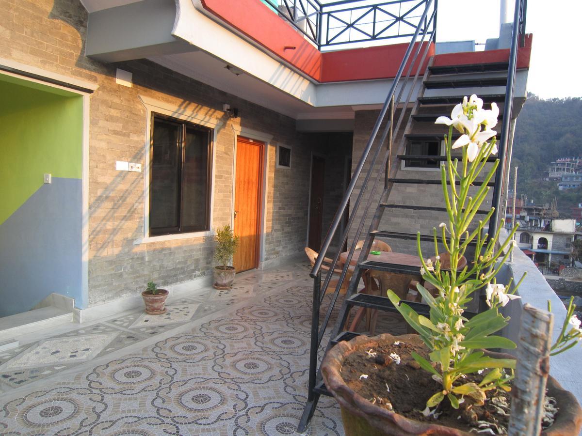 Hotel Sunflower Pokhara Zewnętrze zdjęcie