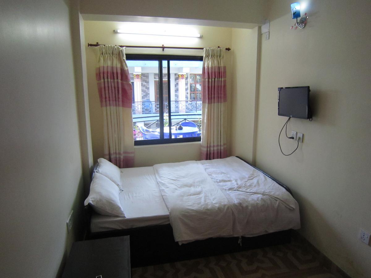 Hotel Sunflower Pokhara Zewnętrze zdjęcie
