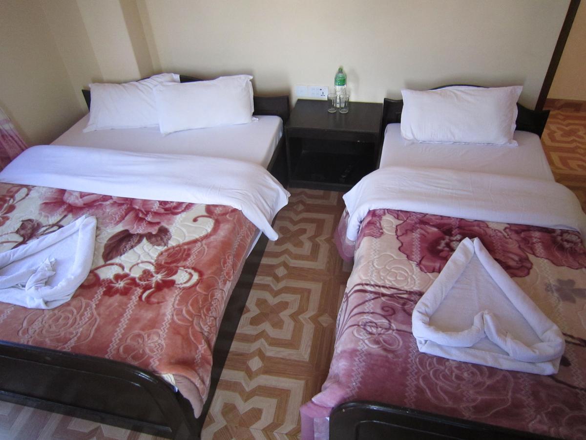 Hotel Sunflower Pokhara Zewnętrze zdjęcie