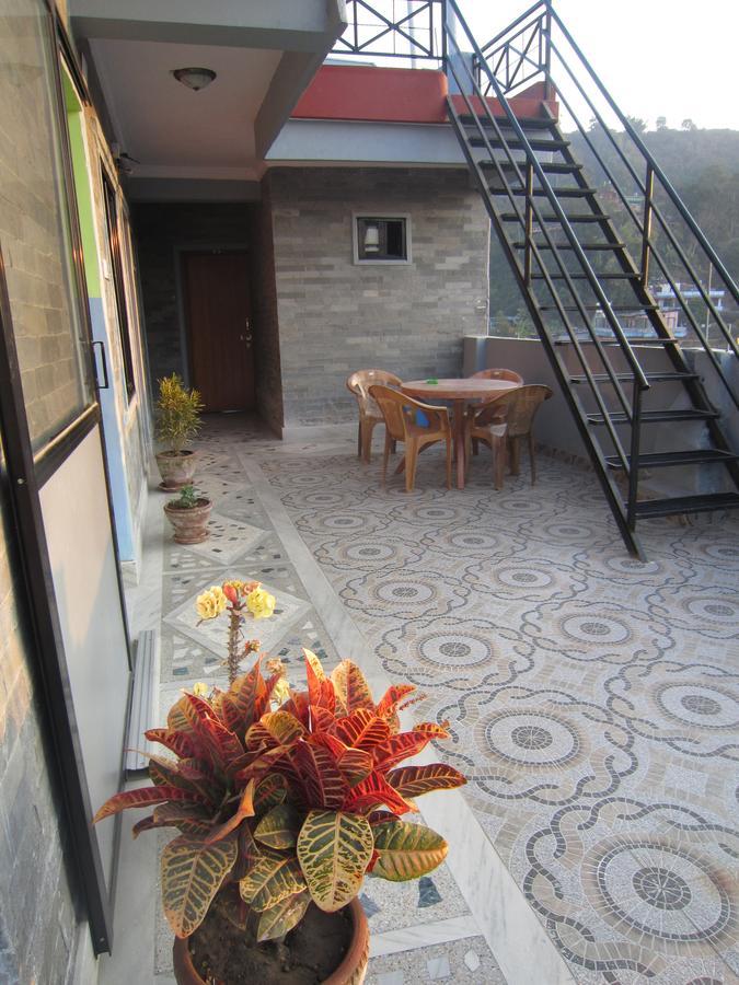 Hotel Sunflower Pokhara Zewnętrze zdjęcie