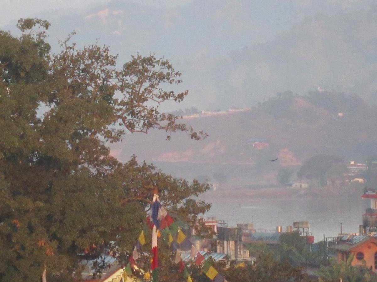 Hotel Sunflower Pokhara Zewnętrze zdjęcie